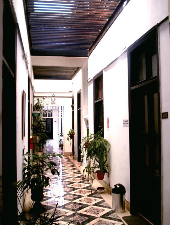 Hotel Y Restaurante Acropolis Lima Exterior photo